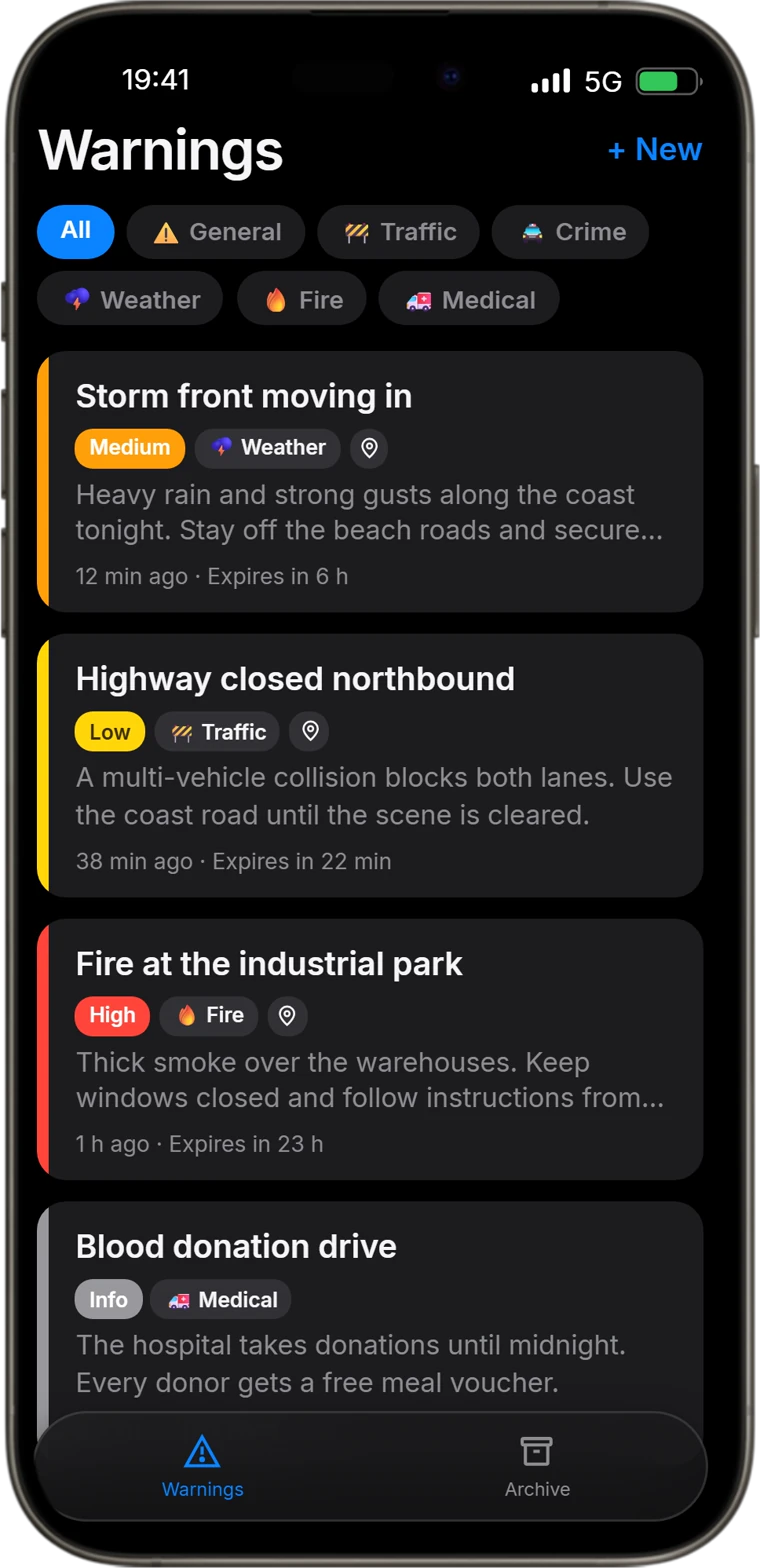 The Warn App on RoadPhone-Pro, listing four active warnings with category filters